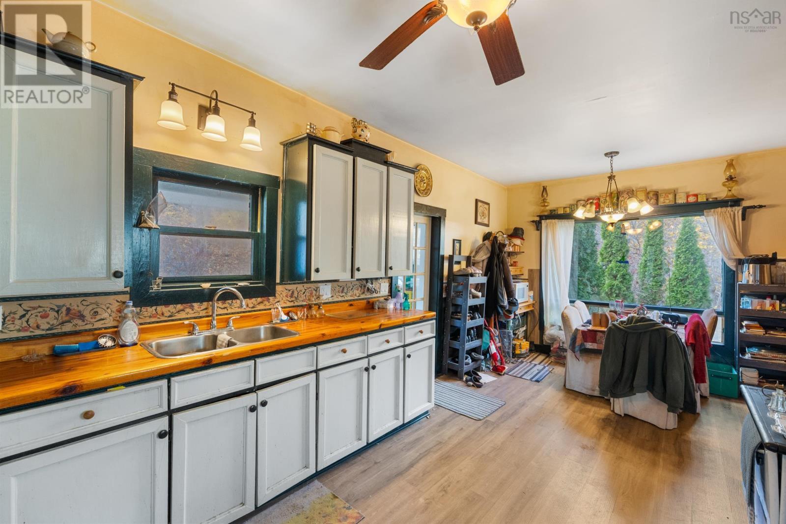 6953 Sissiboo Road Property Photo 7