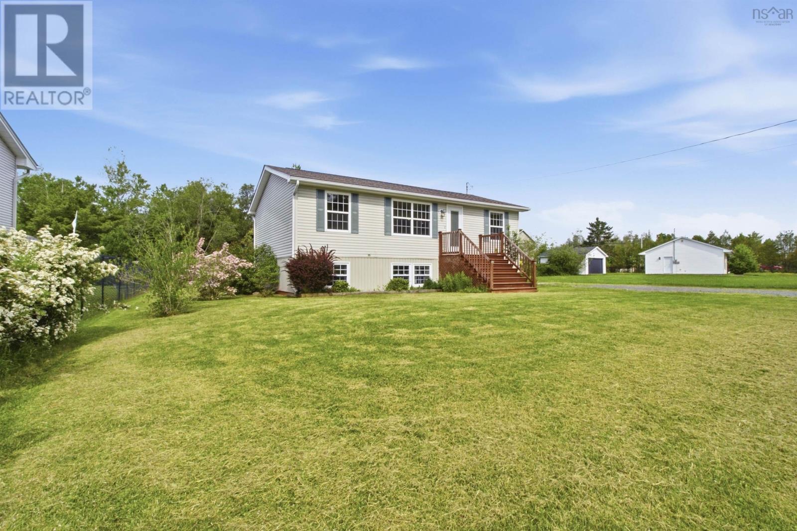 73 Underwood Road Property Photo 3