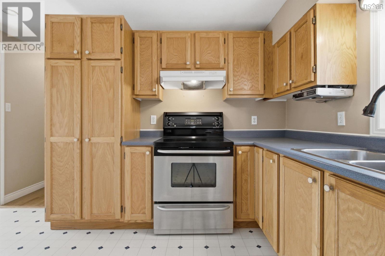 73 Underwood Road Property Photo 15