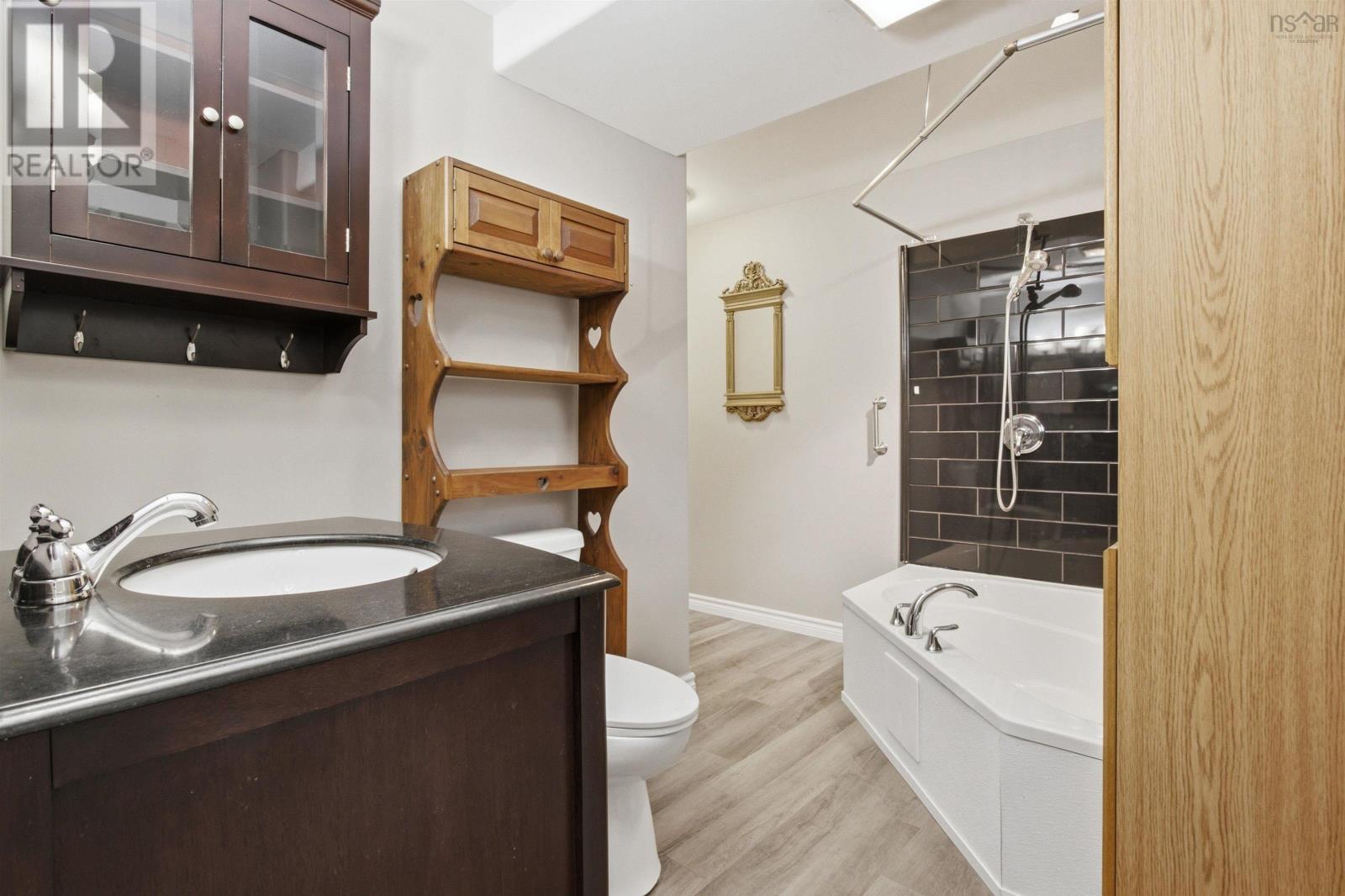 73 Underwood Road Property Photo 37