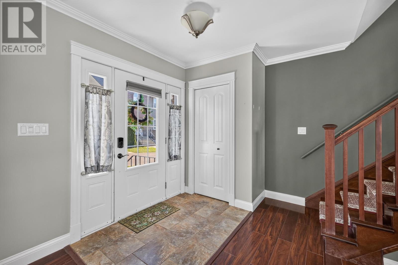 15 Cameron Heights Property Photo 3