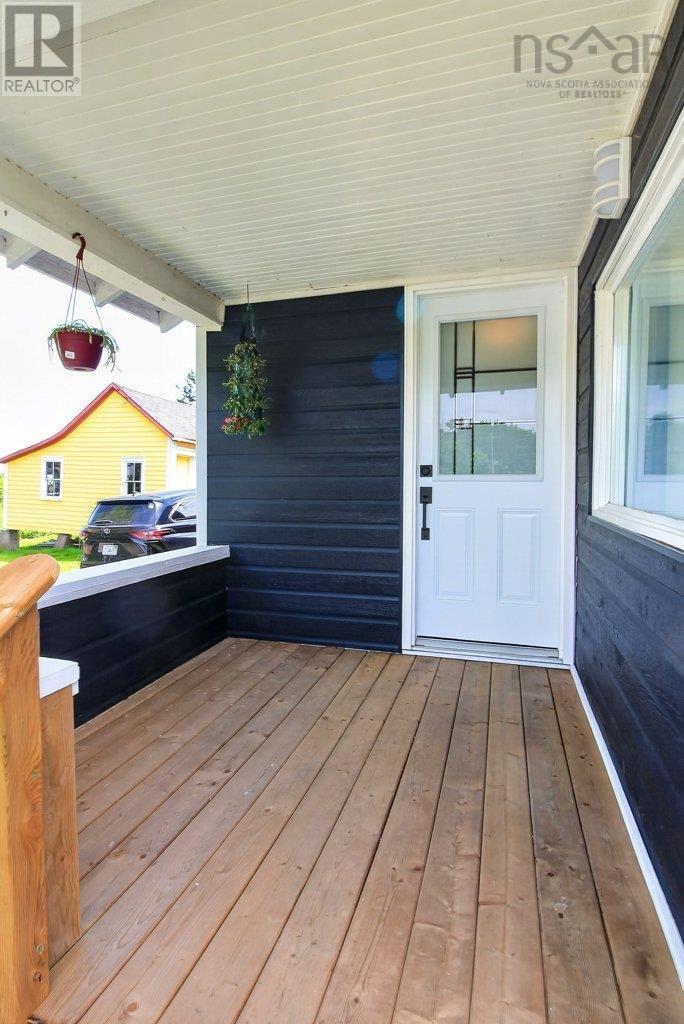 309 Forties Road Property Photo 4