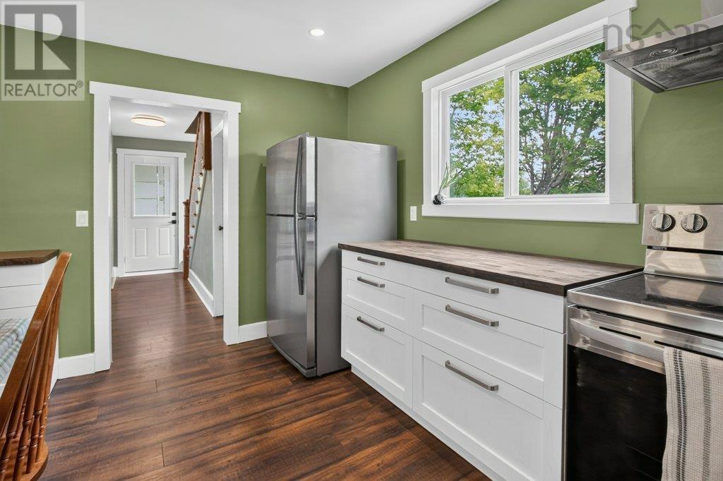 309 Forties Road Property Photo 15