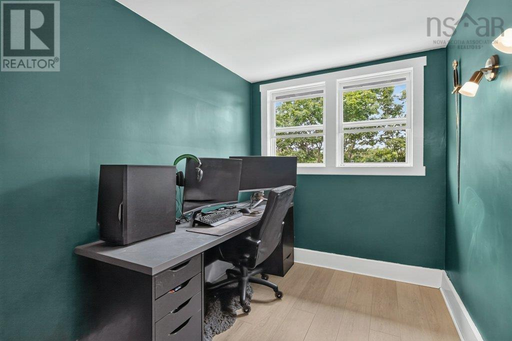 309 Forties Road Property Photo 21