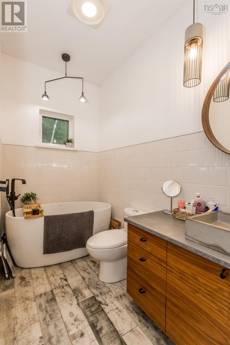 65 Jessicas Way Property Photo 14