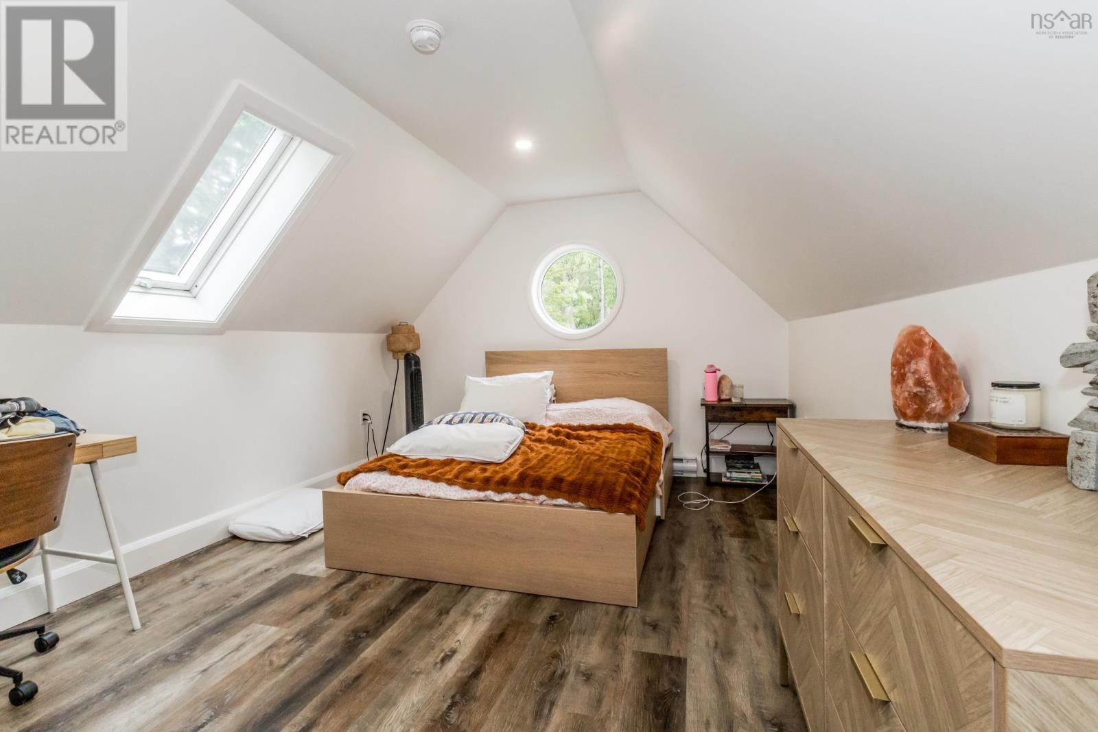 65 Jessicas Way Property Photo 28