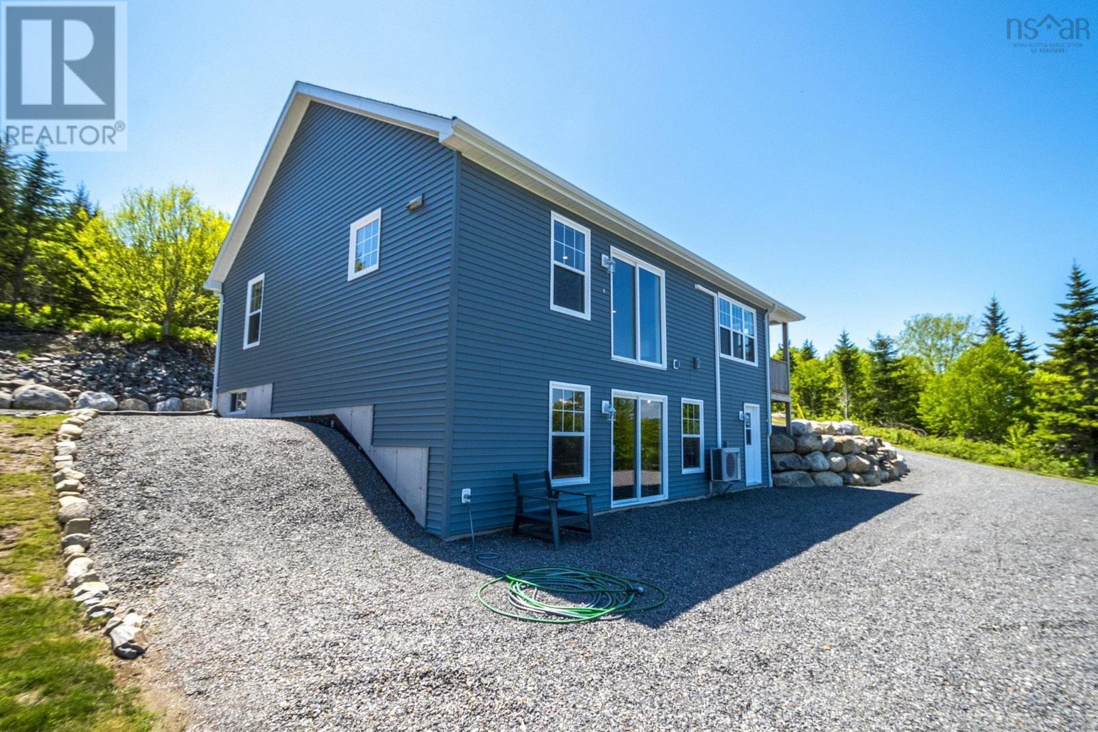 9118 316 Highway Property Photo 3