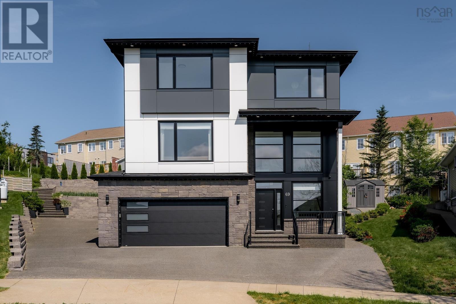 69 Sophia Street Property Photo 1