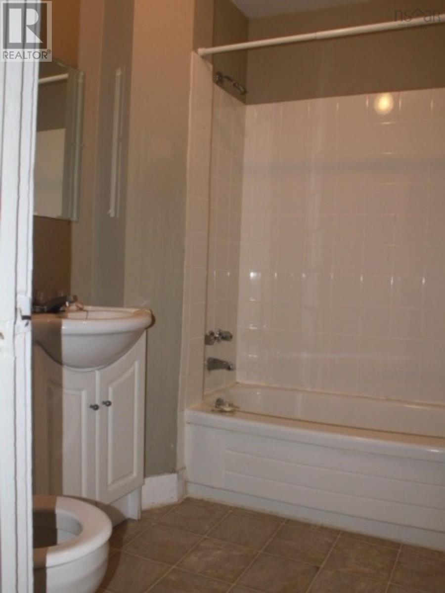 217 Windmill Road Property Photo 6