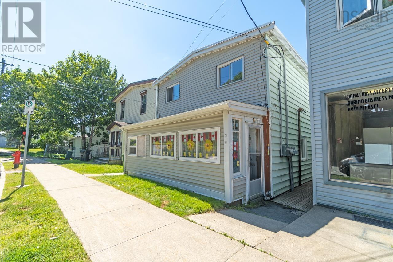 219 Windmill Road Property Photo 1
