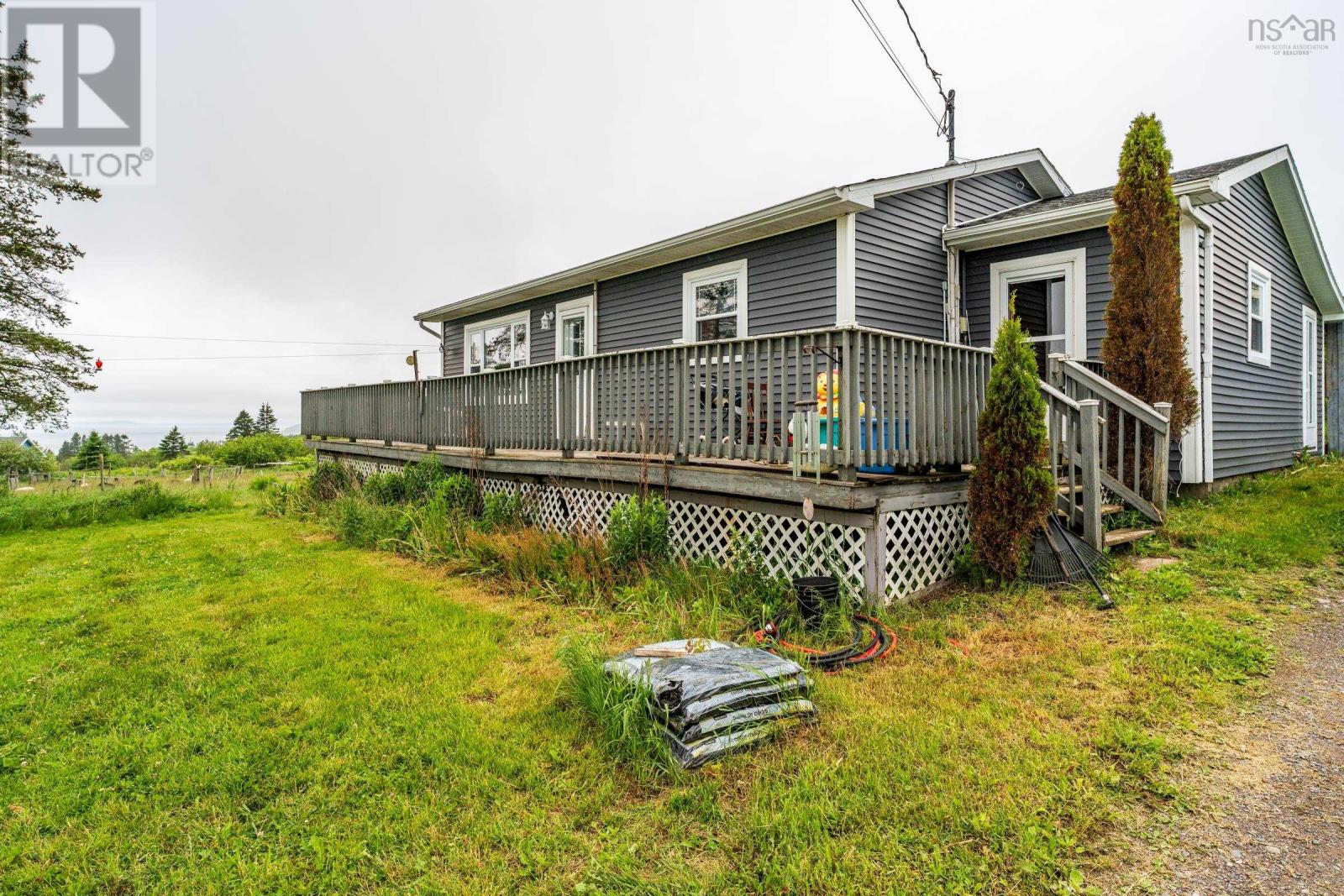 39 Rogers Road Property Photo 4