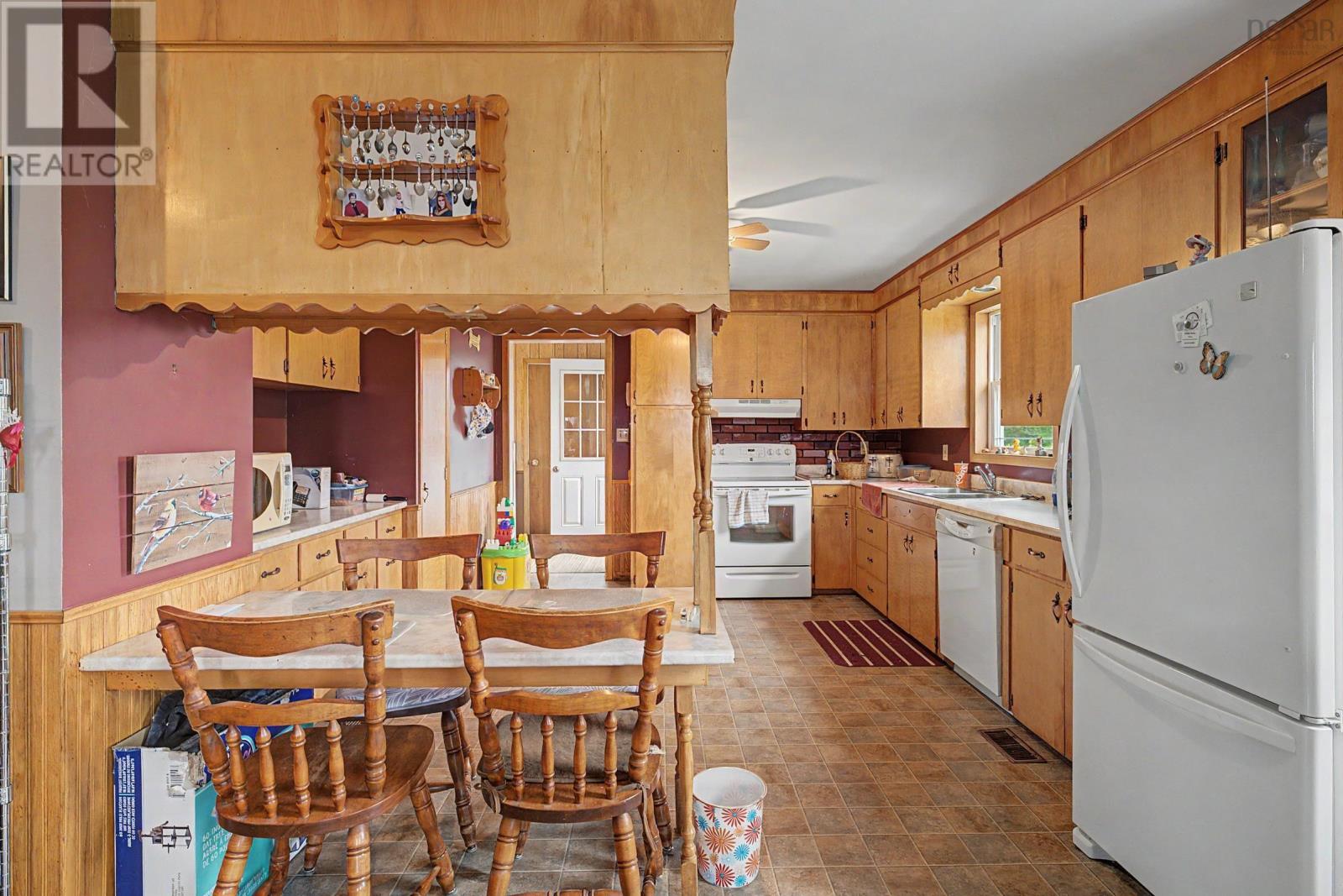 39 Rogers Road Property Photo 23