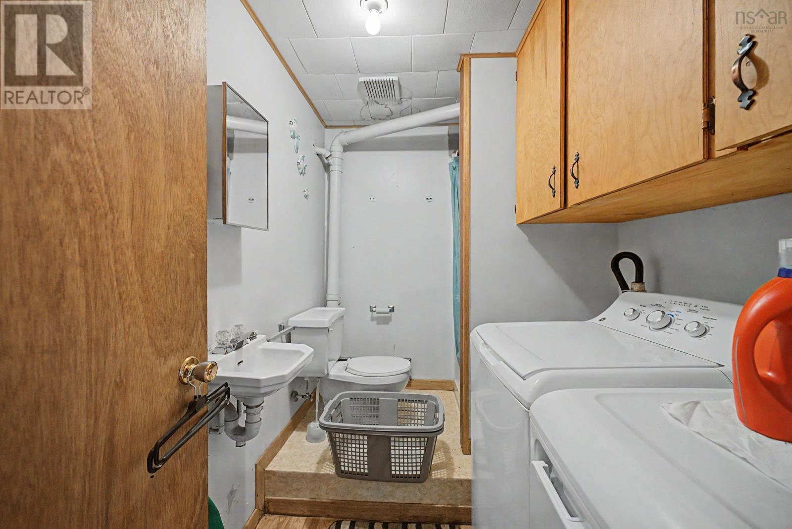 39 Rogers Road Property Photo 35