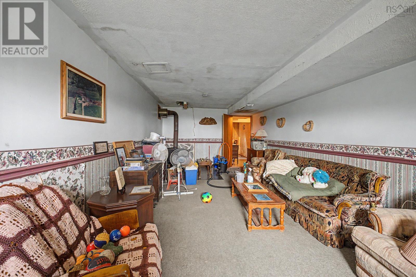 39 Rogers Road Property Photo 38