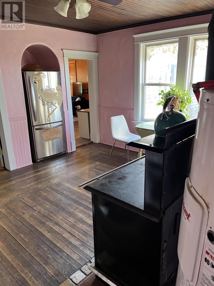 10466 Normans Road Property Photo 18