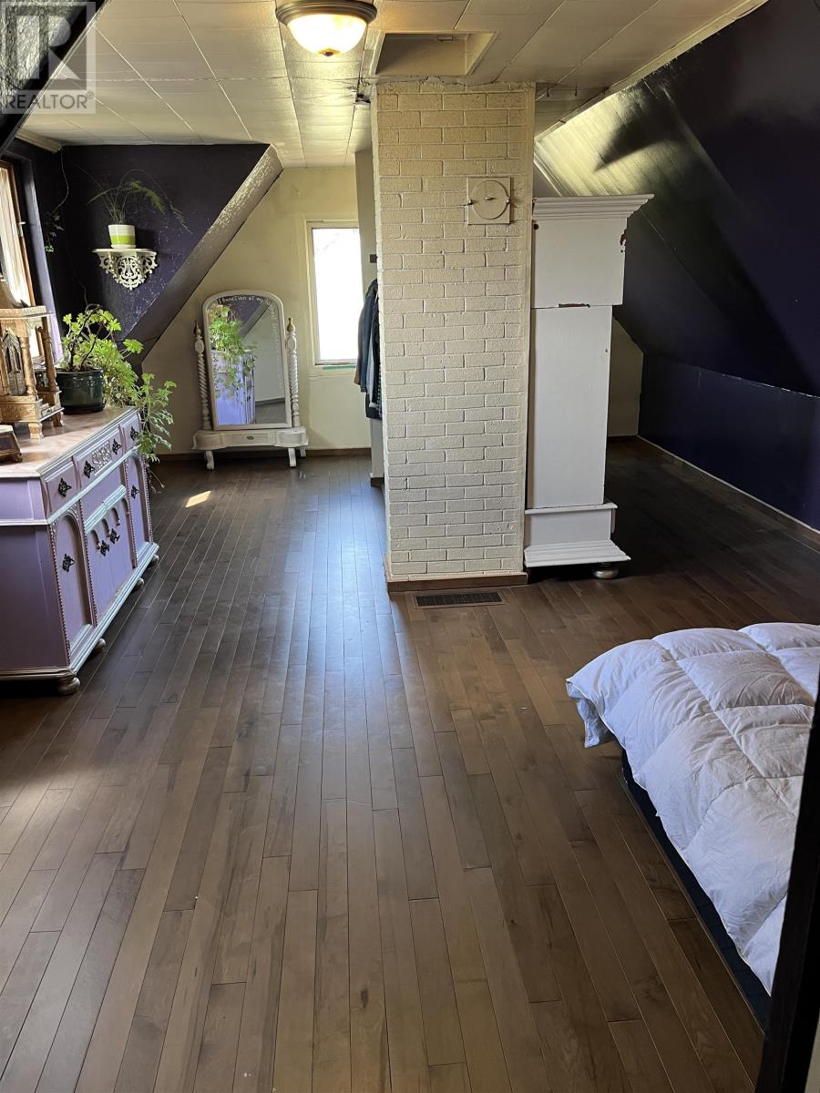 10466 Normans Road Property Photo 29