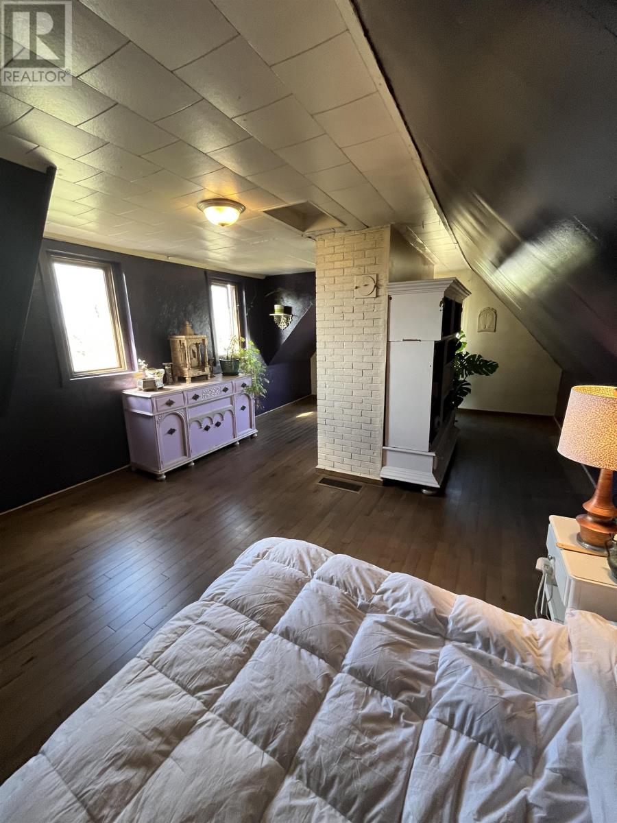 10466 Normans Road Property Photo 30