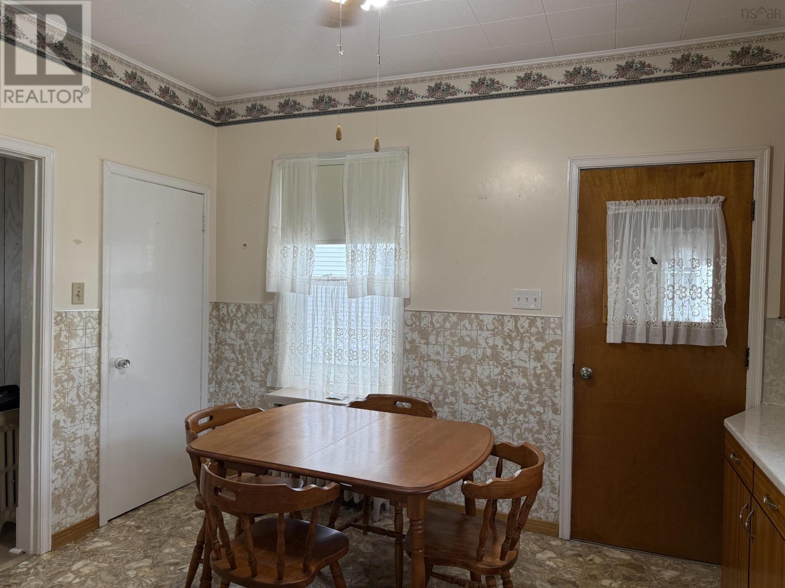 119 River Street Property Photo 7