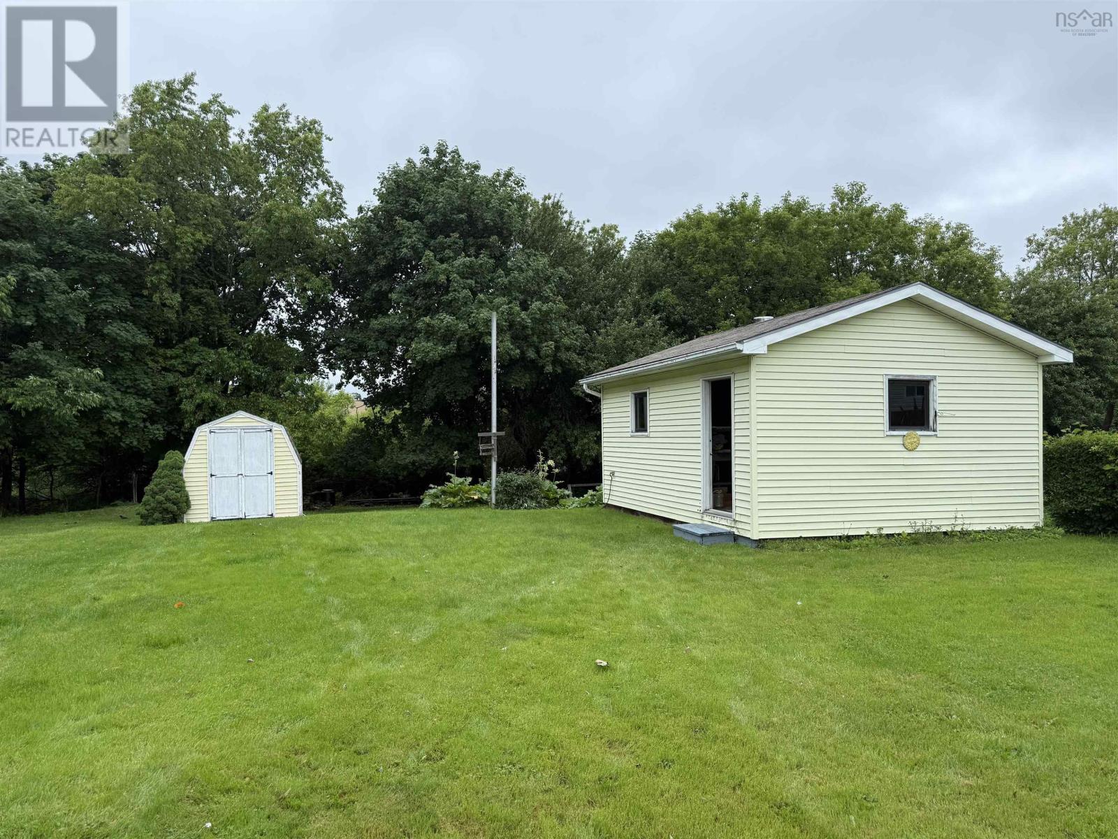 119 River Street Property Photo 33