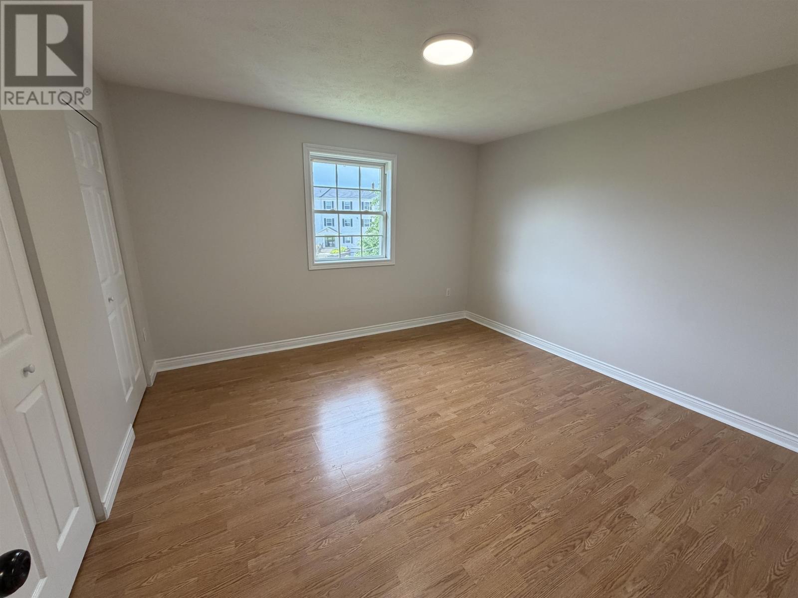 Unit 7 10 Glen Stewart Drive Property Photo 7