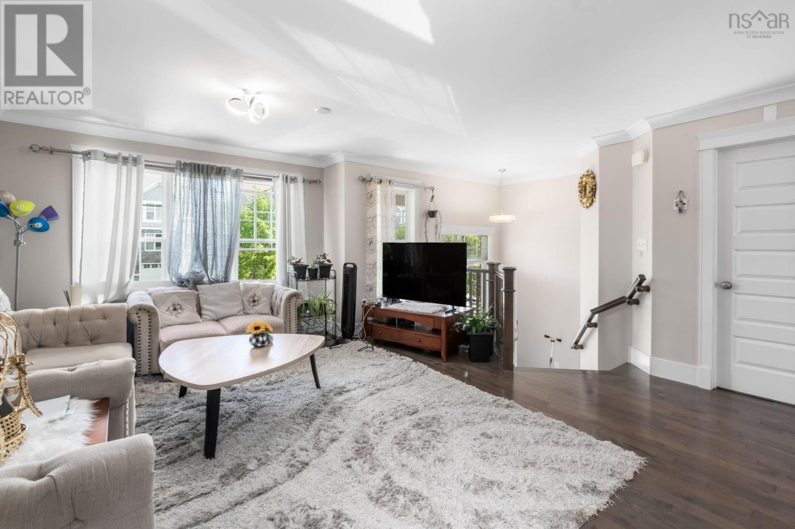 15 Lowther Lane Property Photo 2