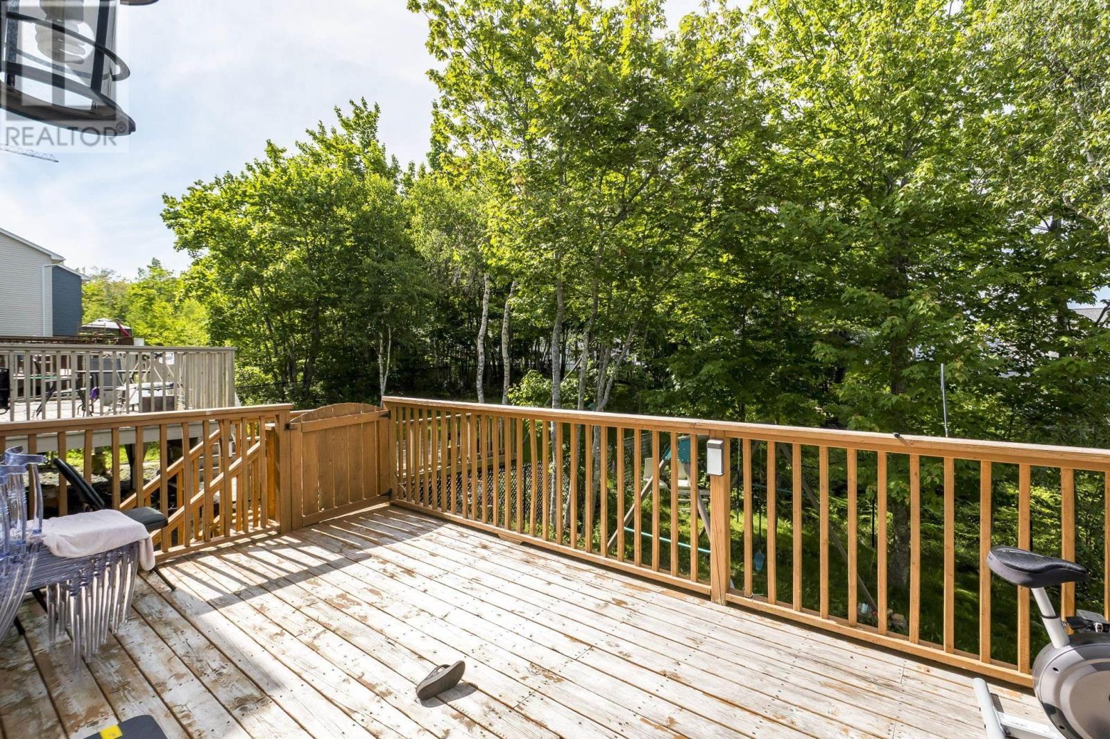 15 Lowther Lane Property Photo 17