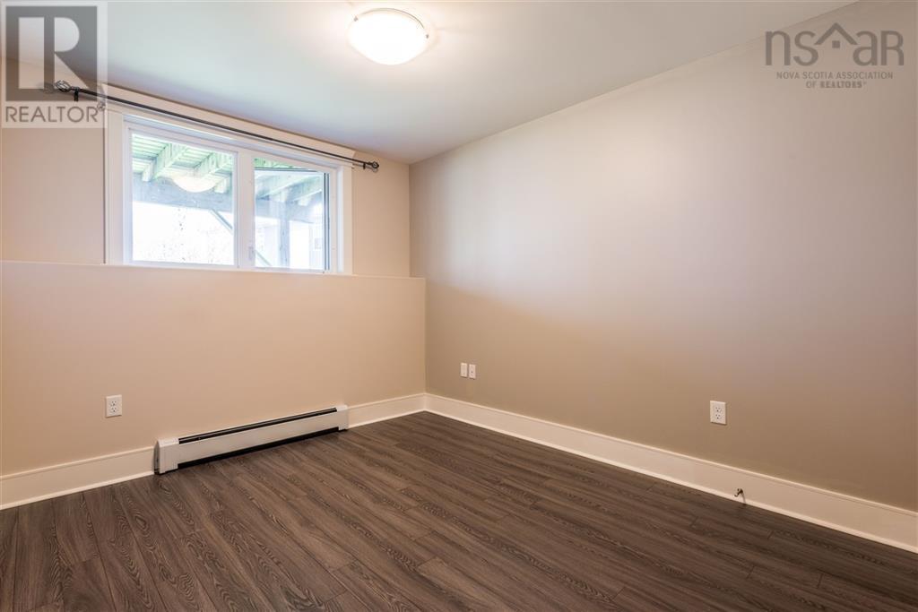 15 Lowther Lane Property Photo 22