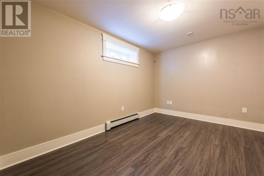 15 Lowther Lane Property Photo 23