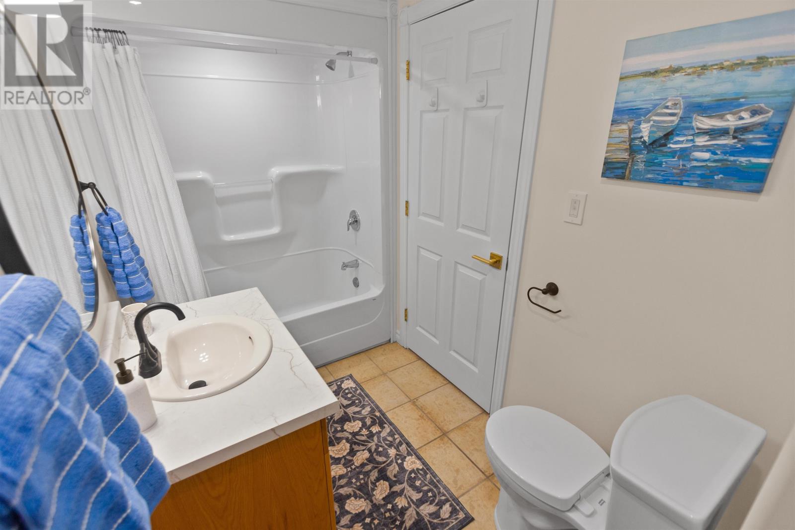 3 17 Heatherway Drive Property Photo 11