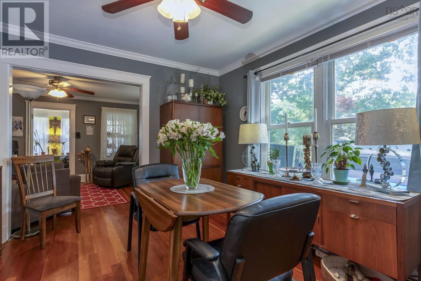 68 Connaught Avenue Property Photo 14