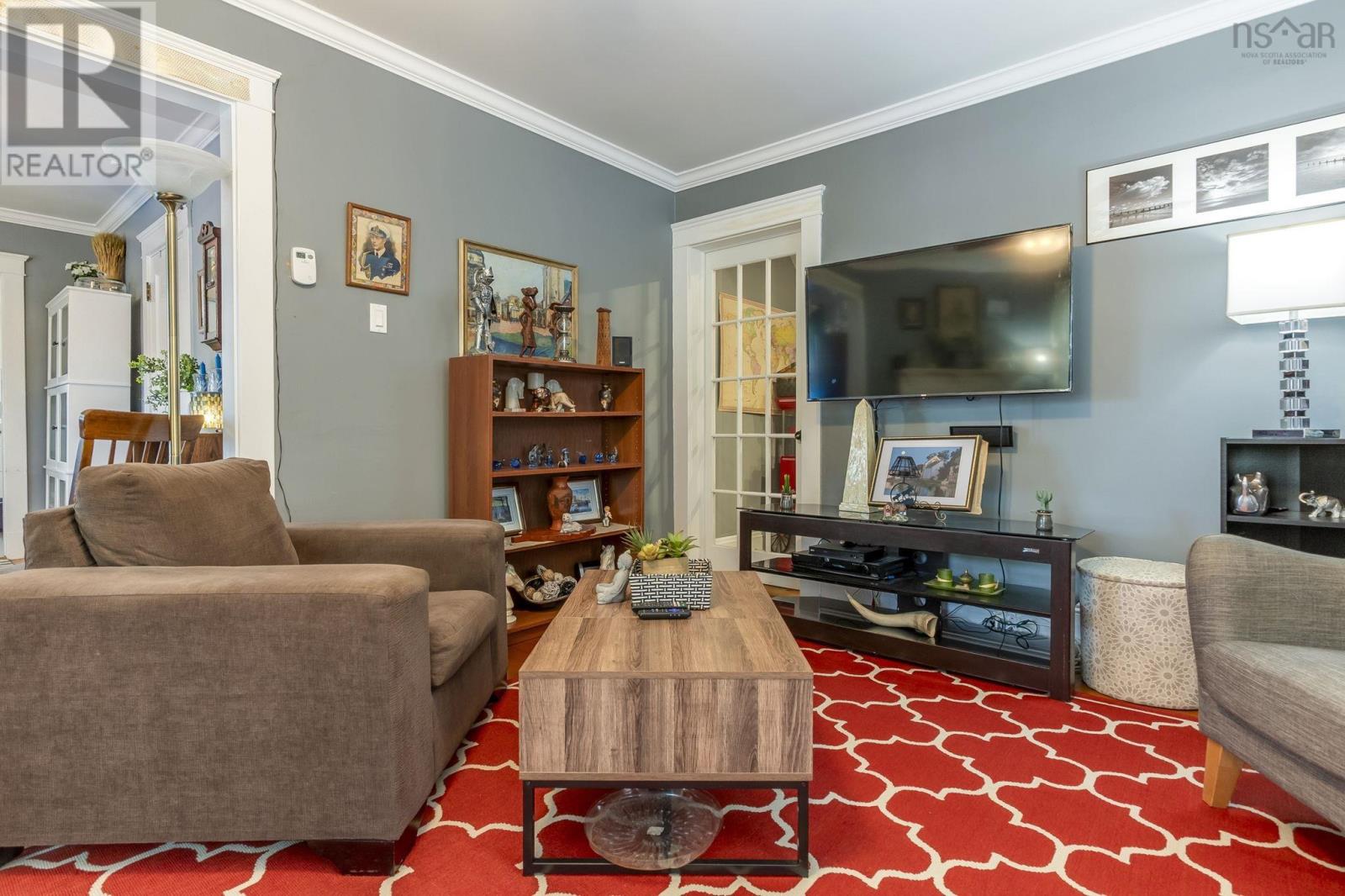 68 Connaught Avenue Property Photo 15