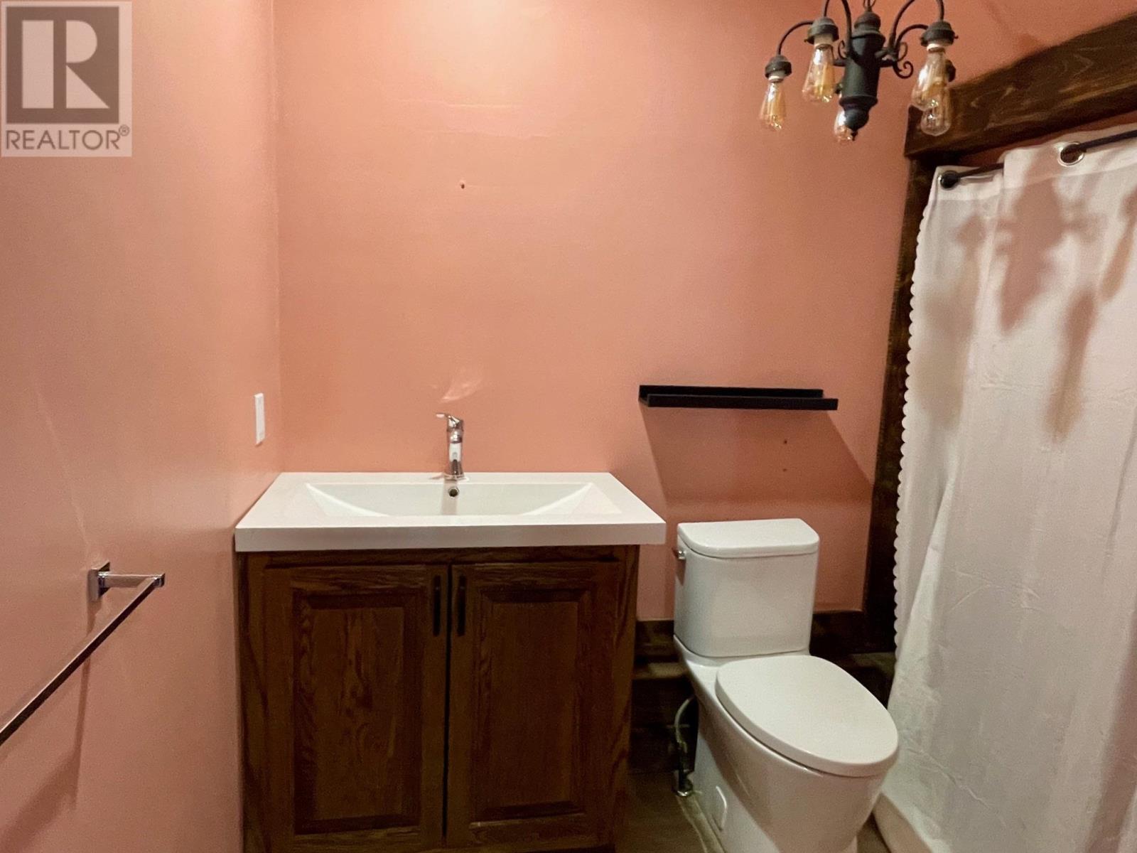 1702 Inkerman Road Property Photo 28