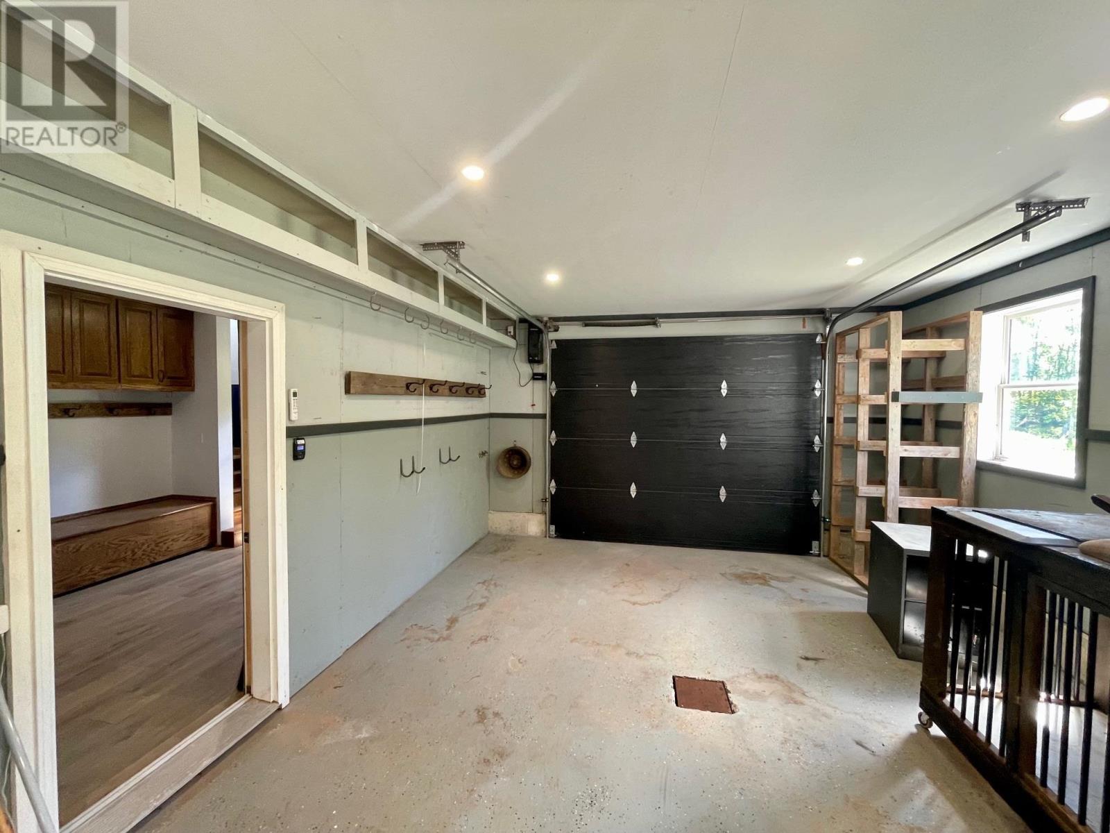 1702 Inkerman Road Property Photo 32