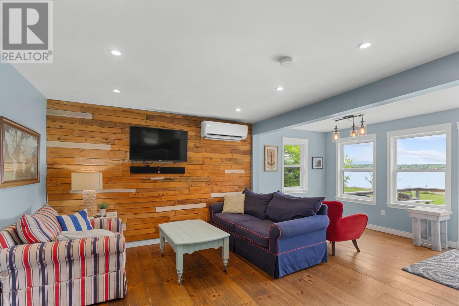 136 Delodder Road Property Photo 8