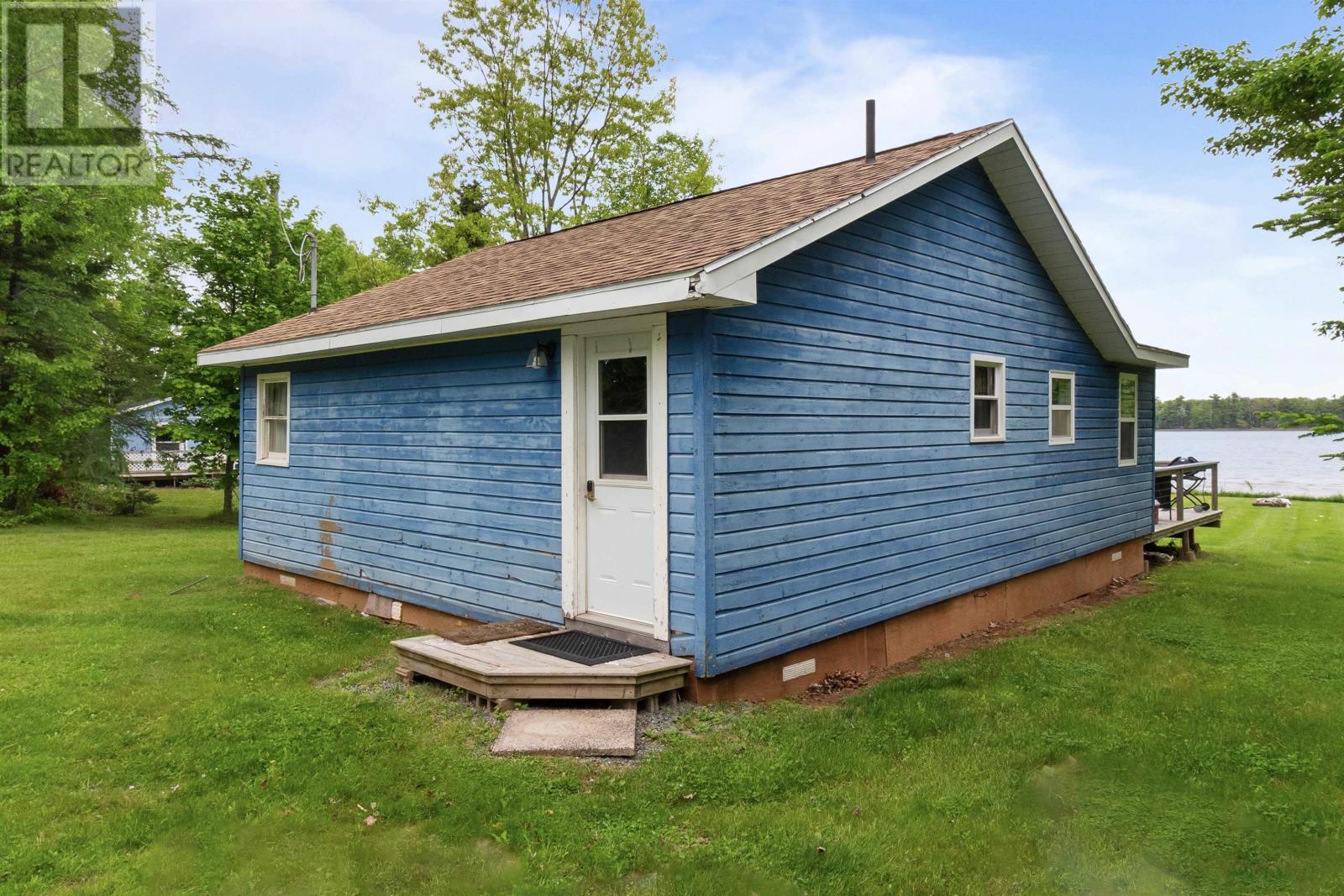 136 Delodder Road Property Photo 15