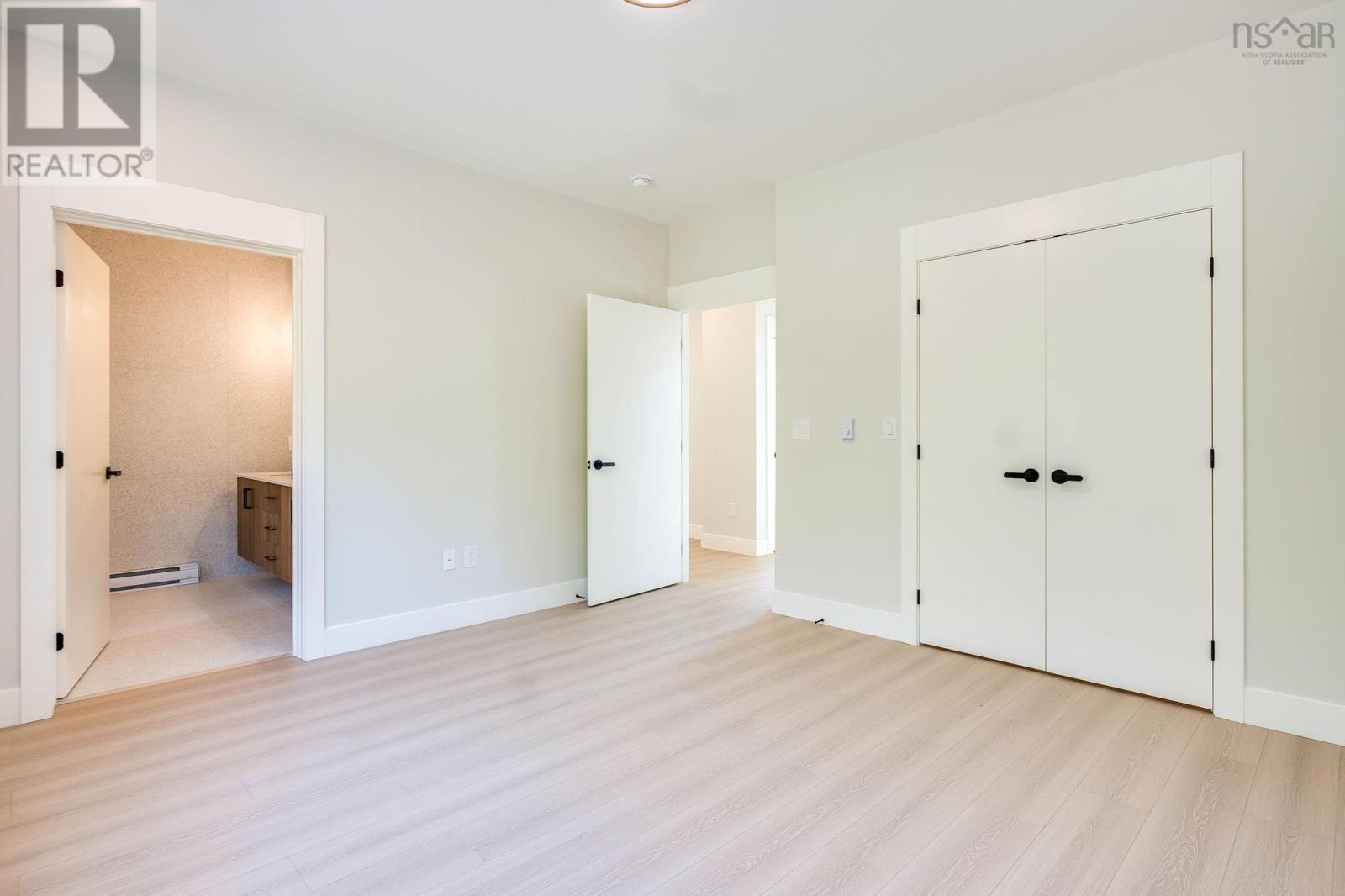 380 Zaffre Drive #5017 Property Photo 27