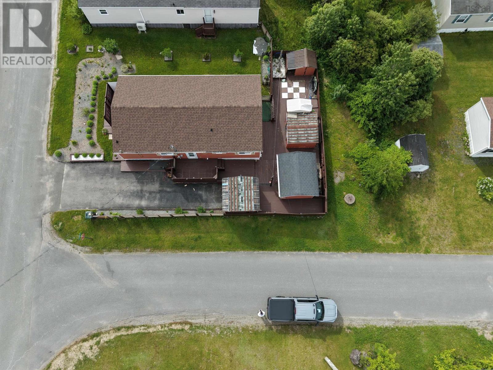41 Third Street Property Photo 7