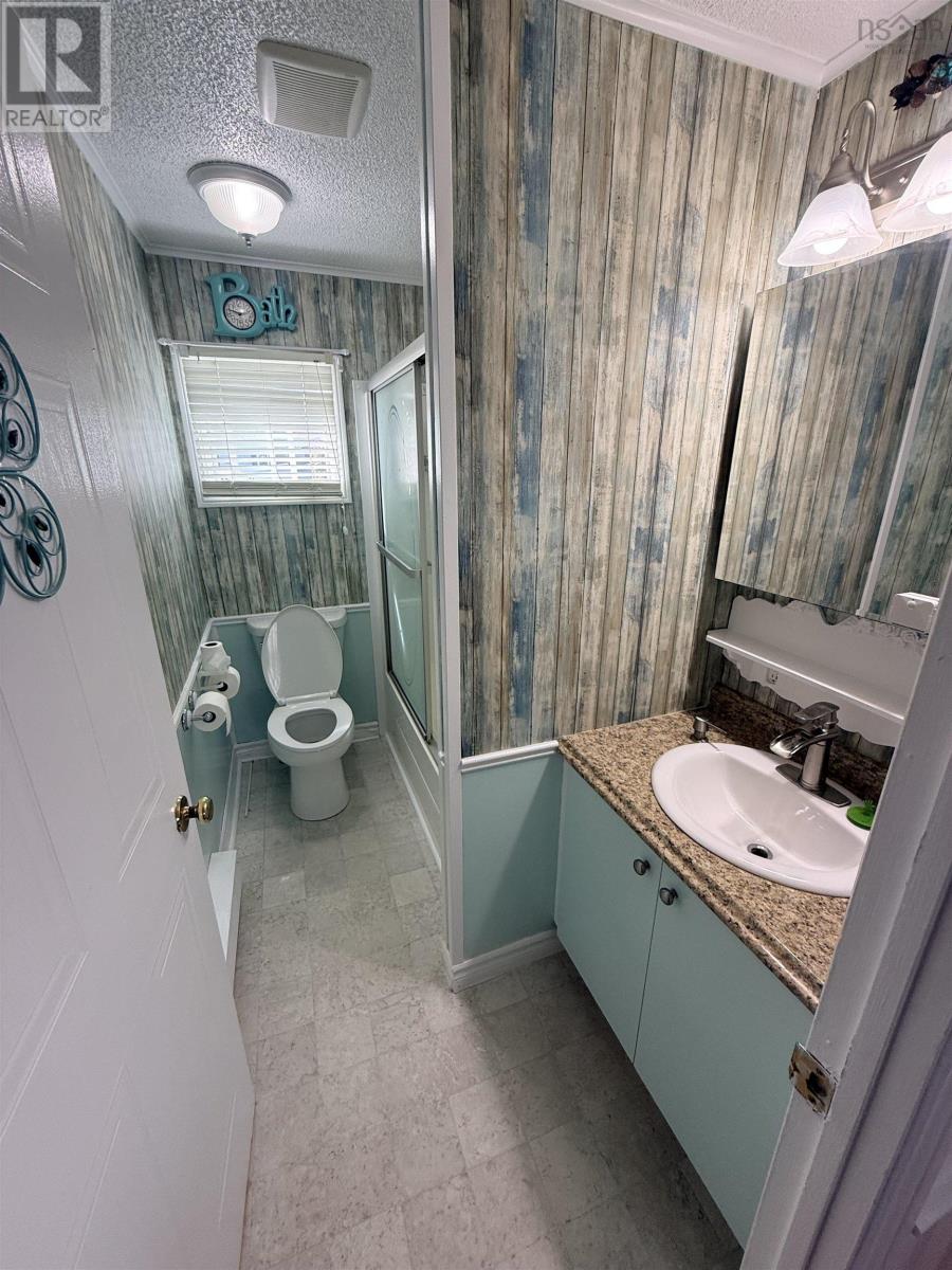 41 Third Street Property Photo 12