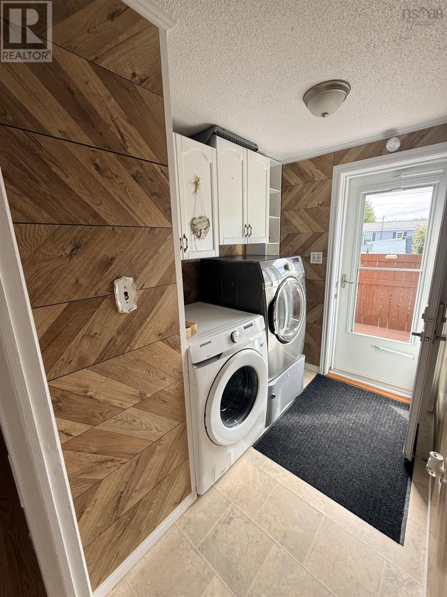 41 Third Street Property Photo 15