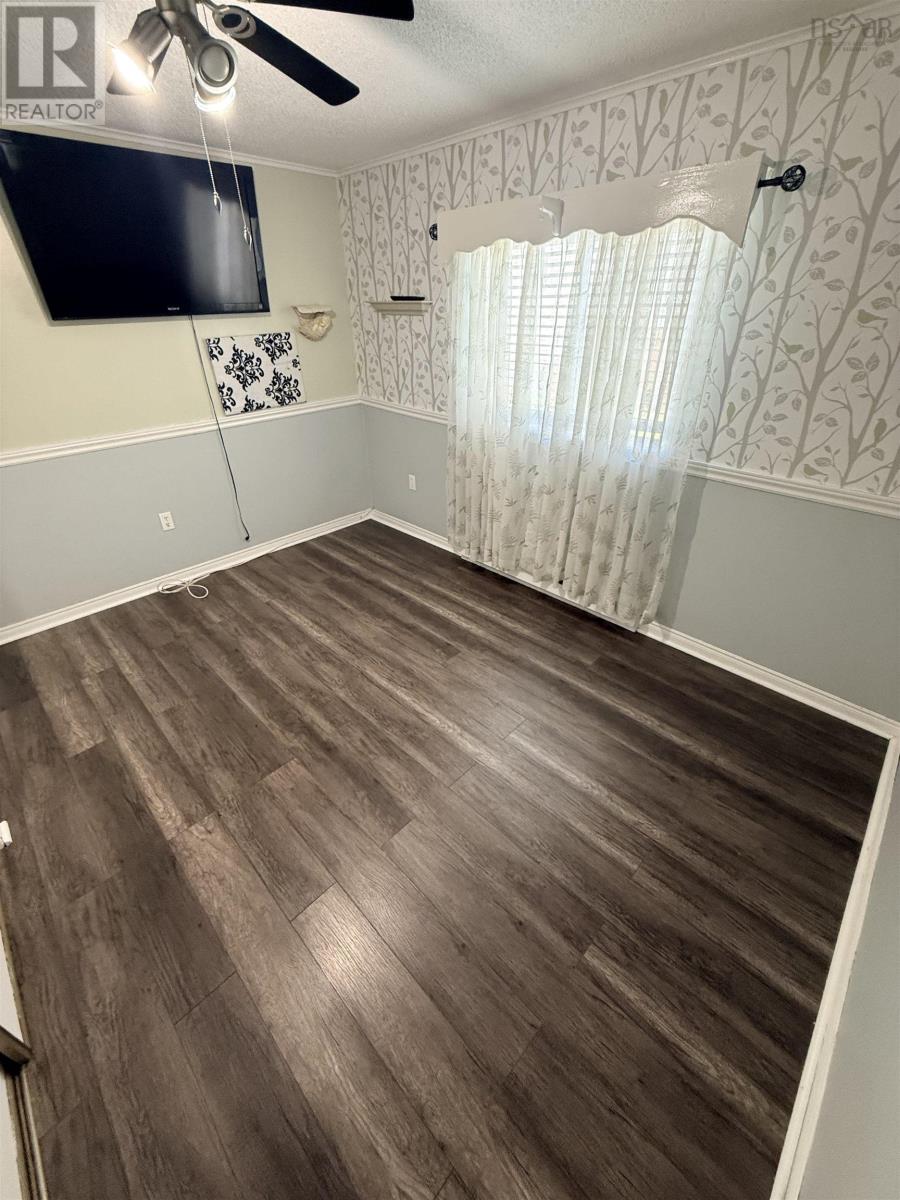 41 Third Street Property Photo 23