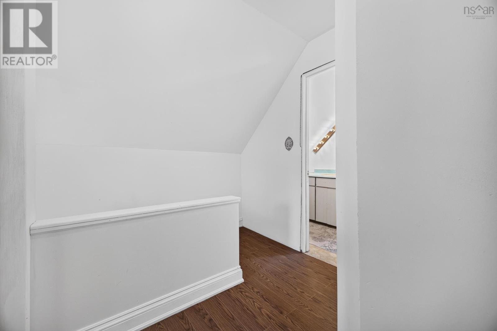 62 Chapel Street Property Photo 24