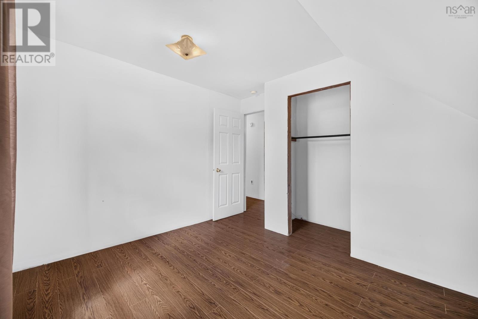 62 Chapel Street Property Photo 28