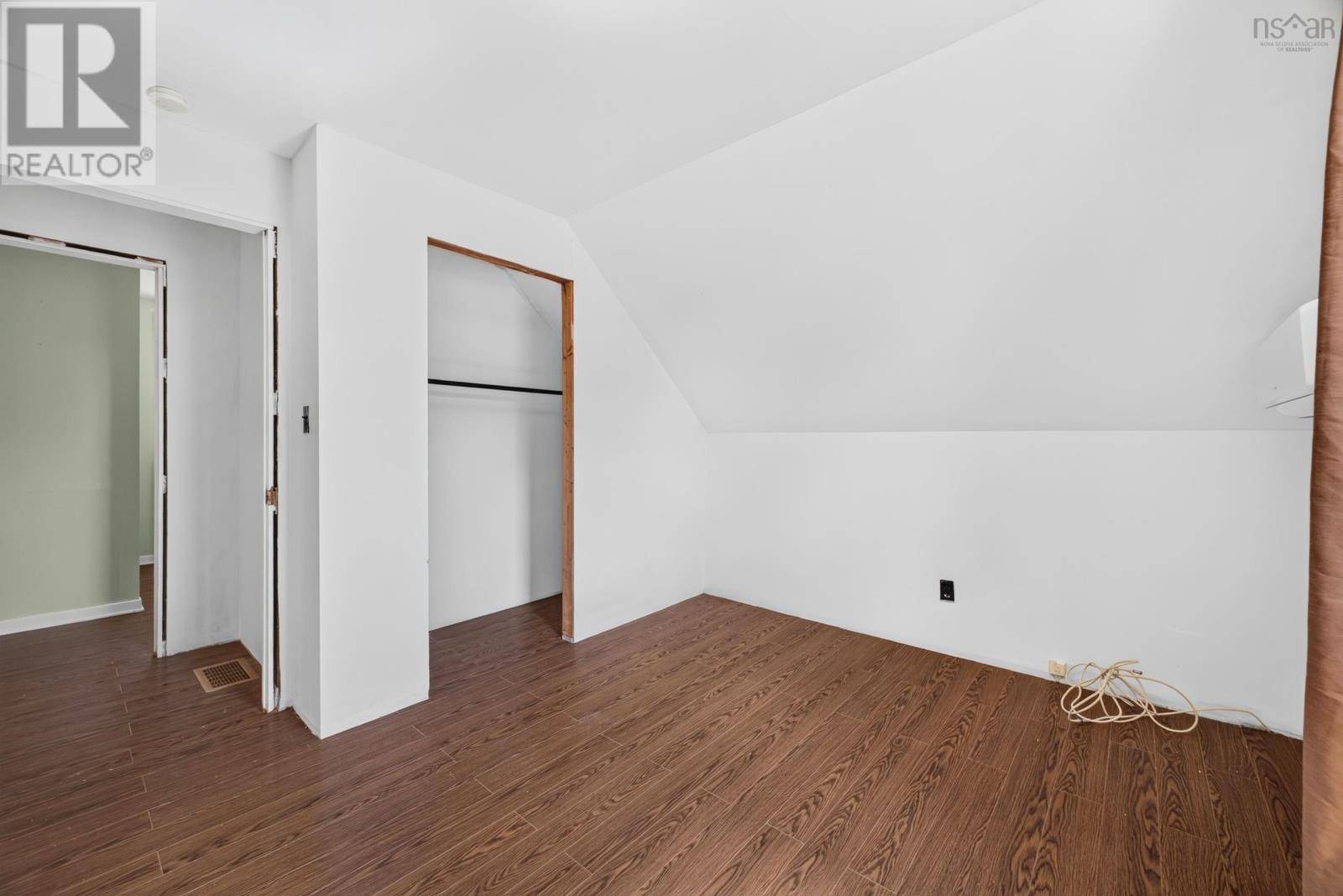 62 Chapel Street Property Photo 30