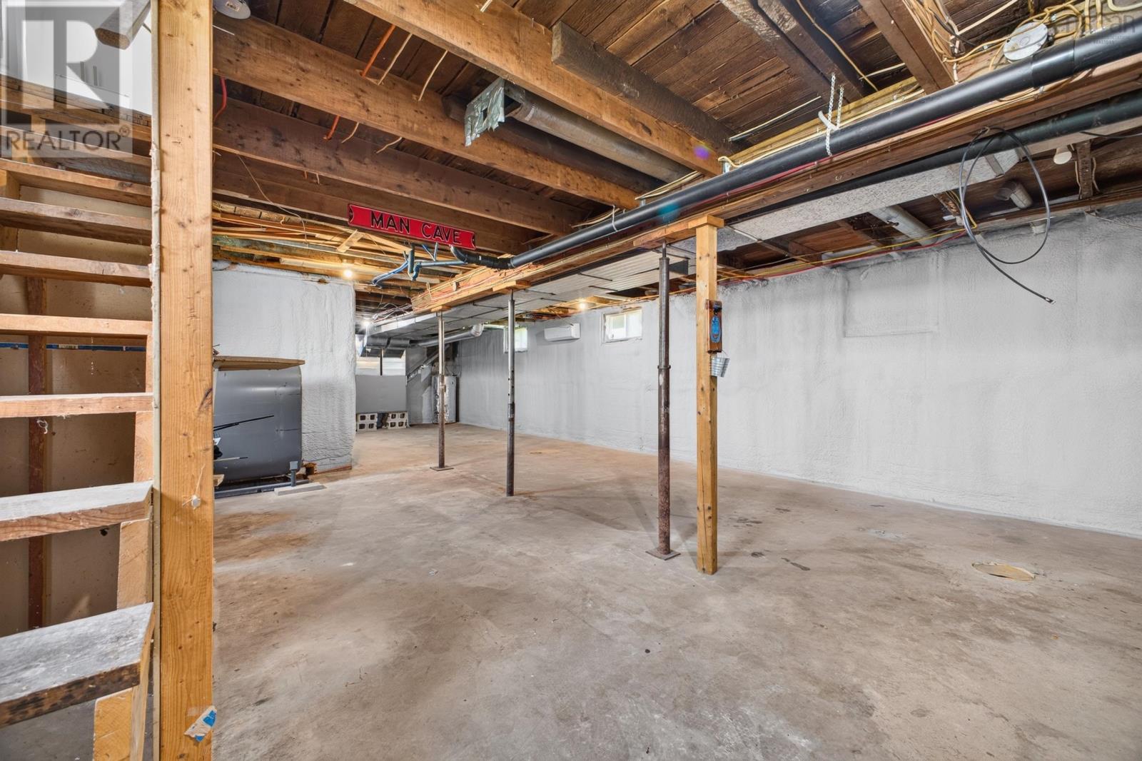 62 Chapel Street Property Photo 41