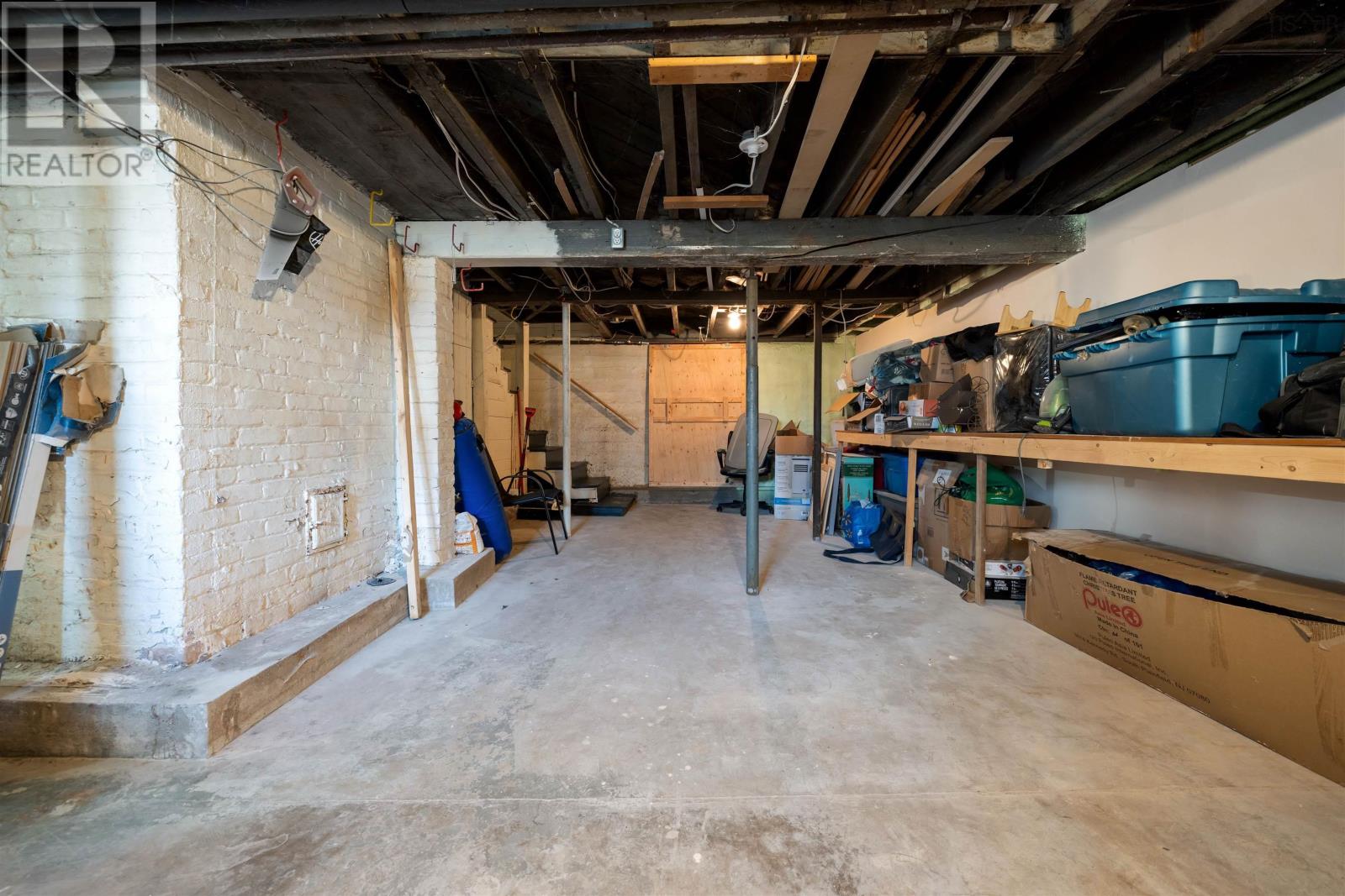 132 Almont Avenue Property Photo 44