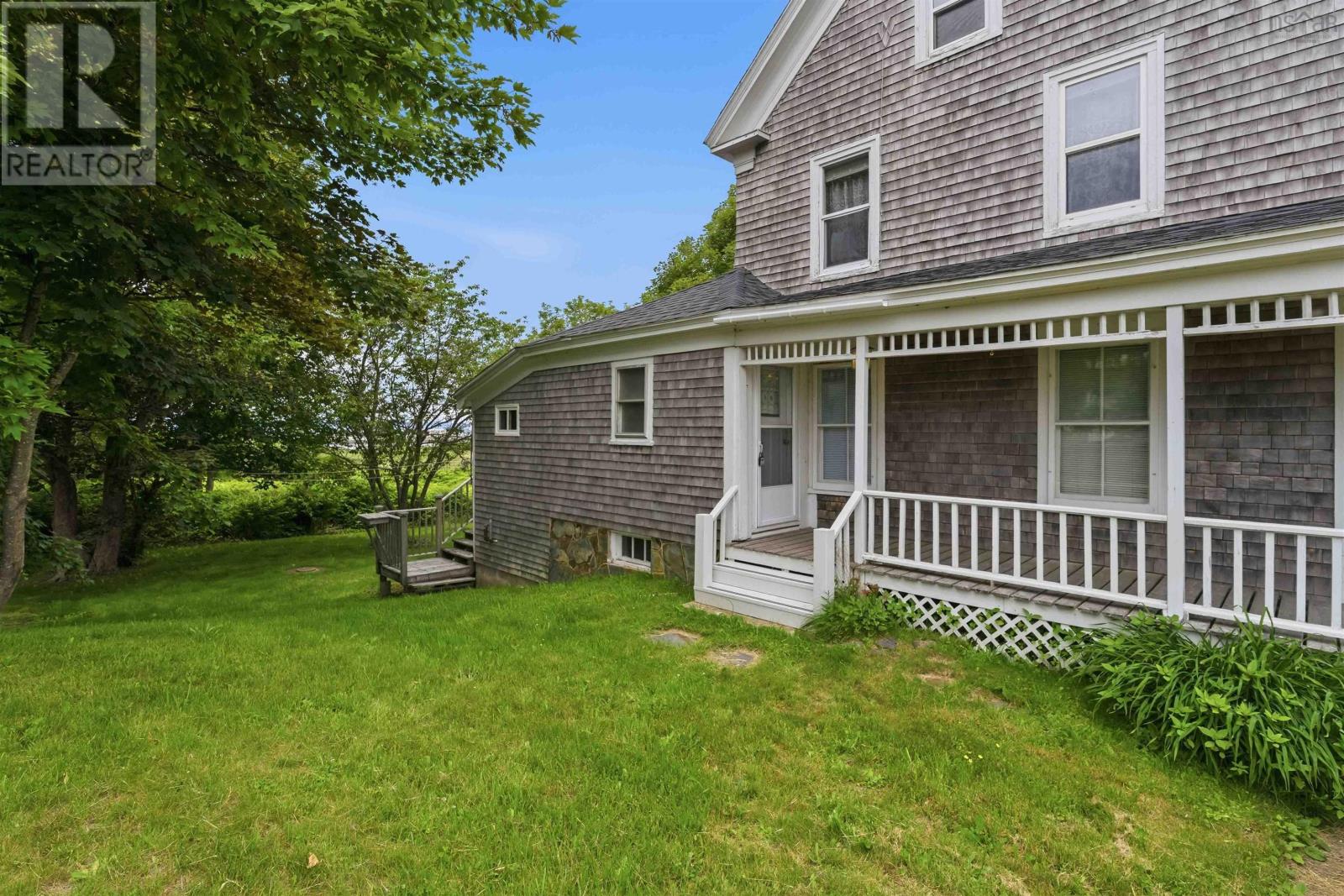 1843 Highway 1 Property Photo 3