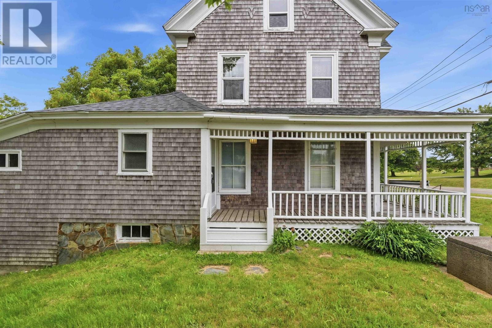 1843 Highway 1 Property Photo 4