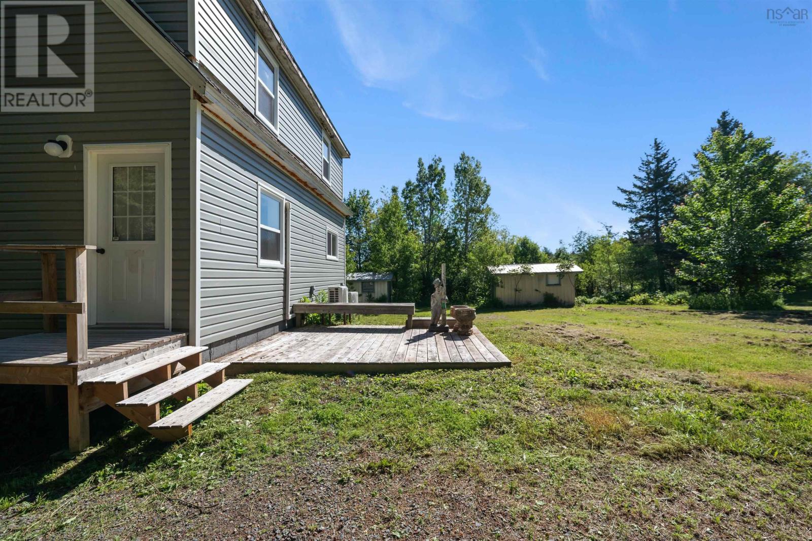 13734 Highway 6 Property Photo 2