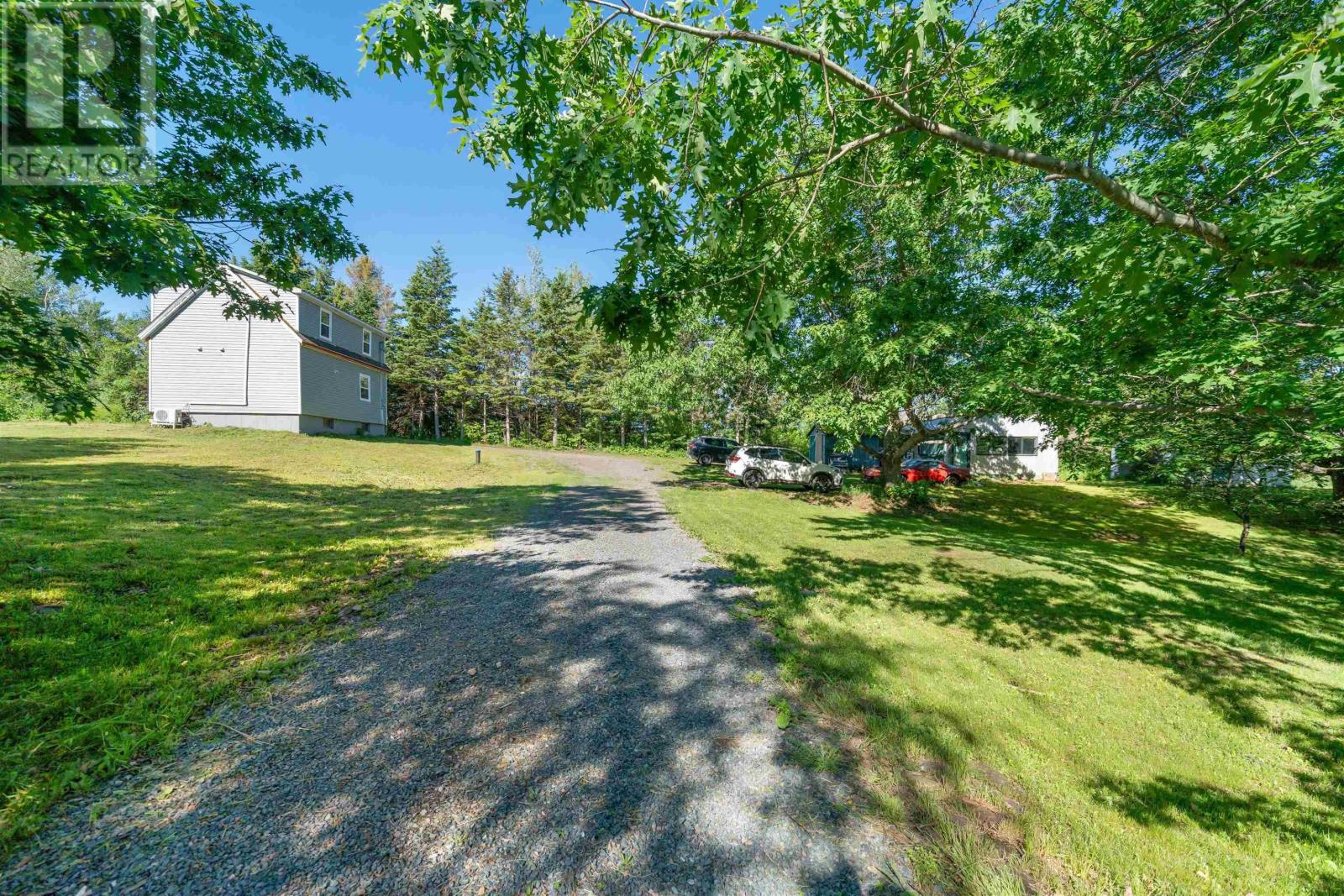 13734 Highway 6 Property Photo 33