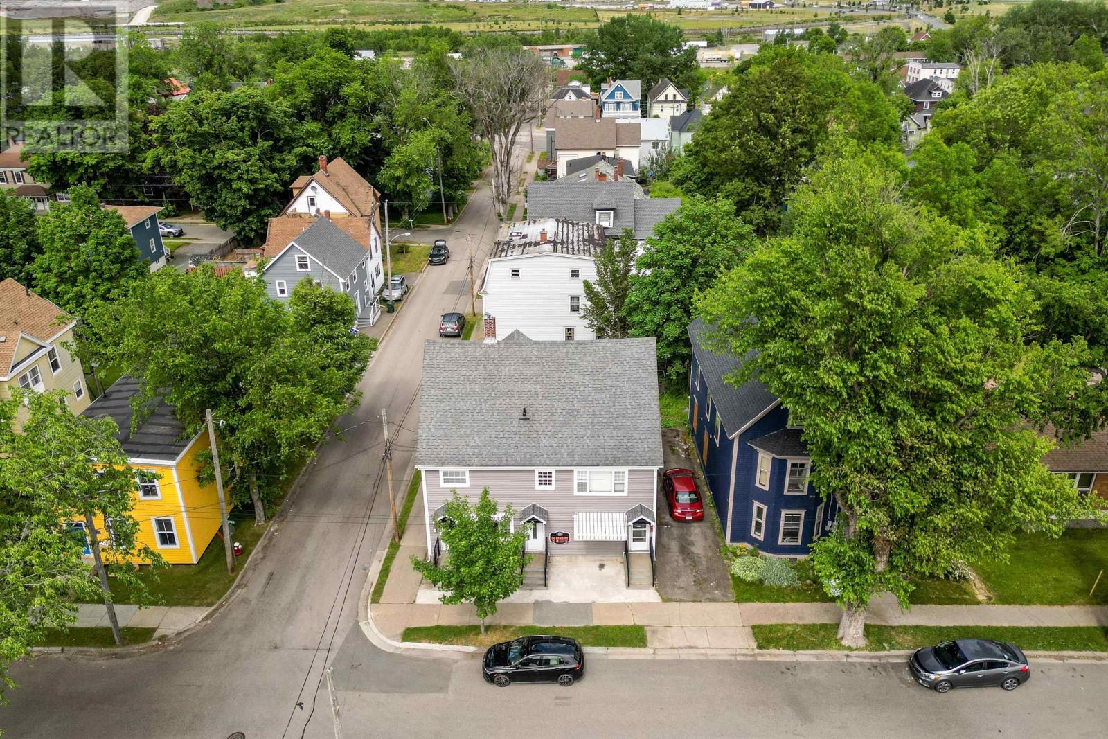 55 Charlotte Street Property Photo 17